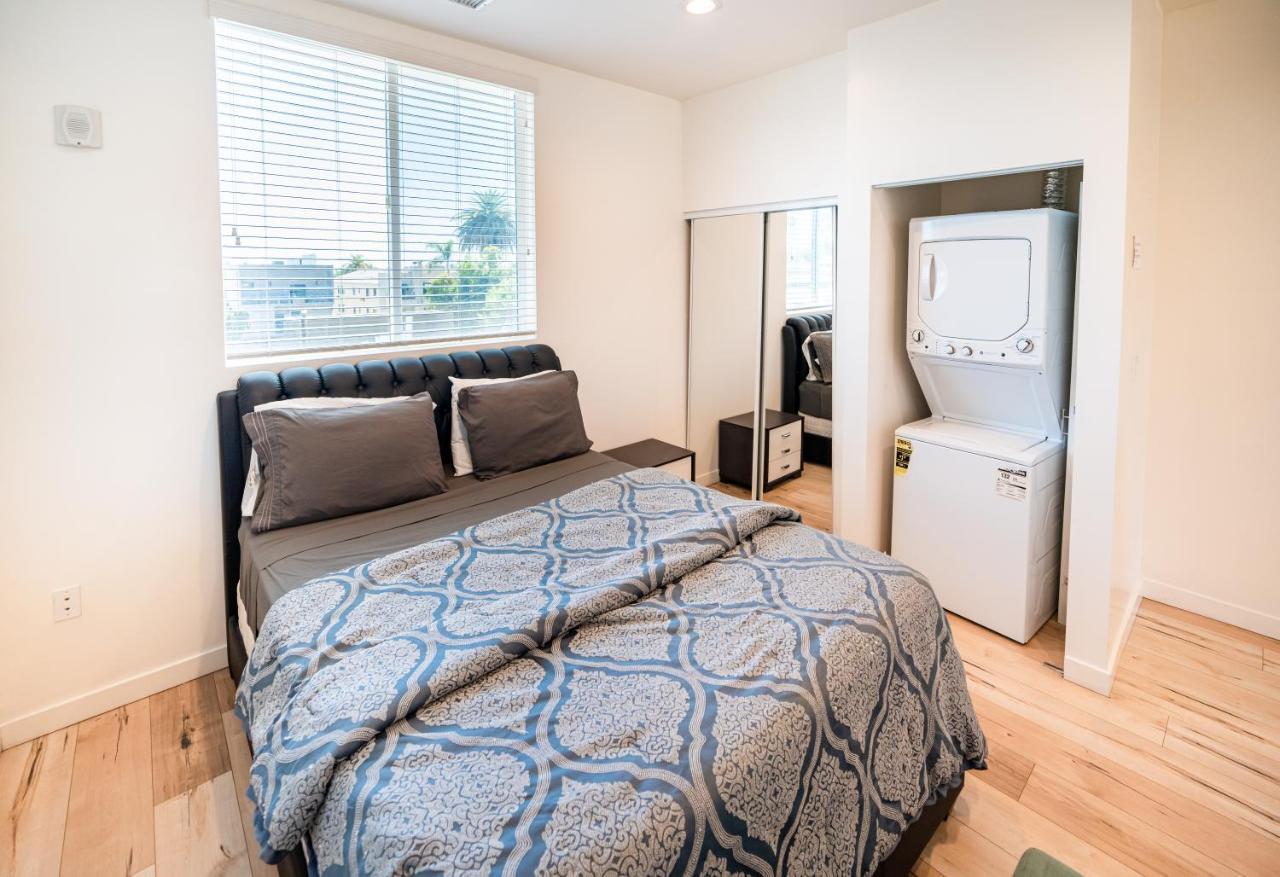 Chic 1-bed Hollywood Loft Iconic Sign Views & Private Parking Los Ángeles